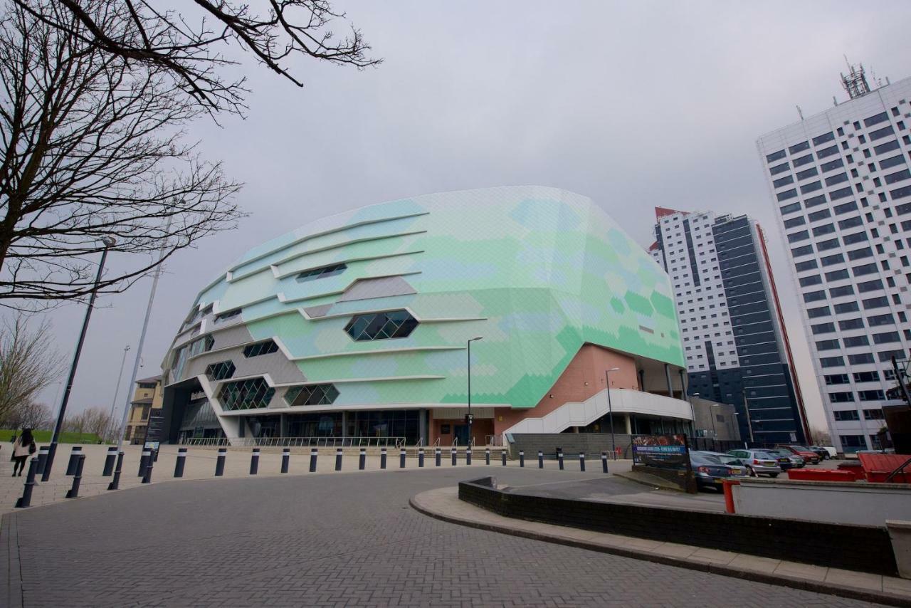 Arena Village Leeds  Esterno foto